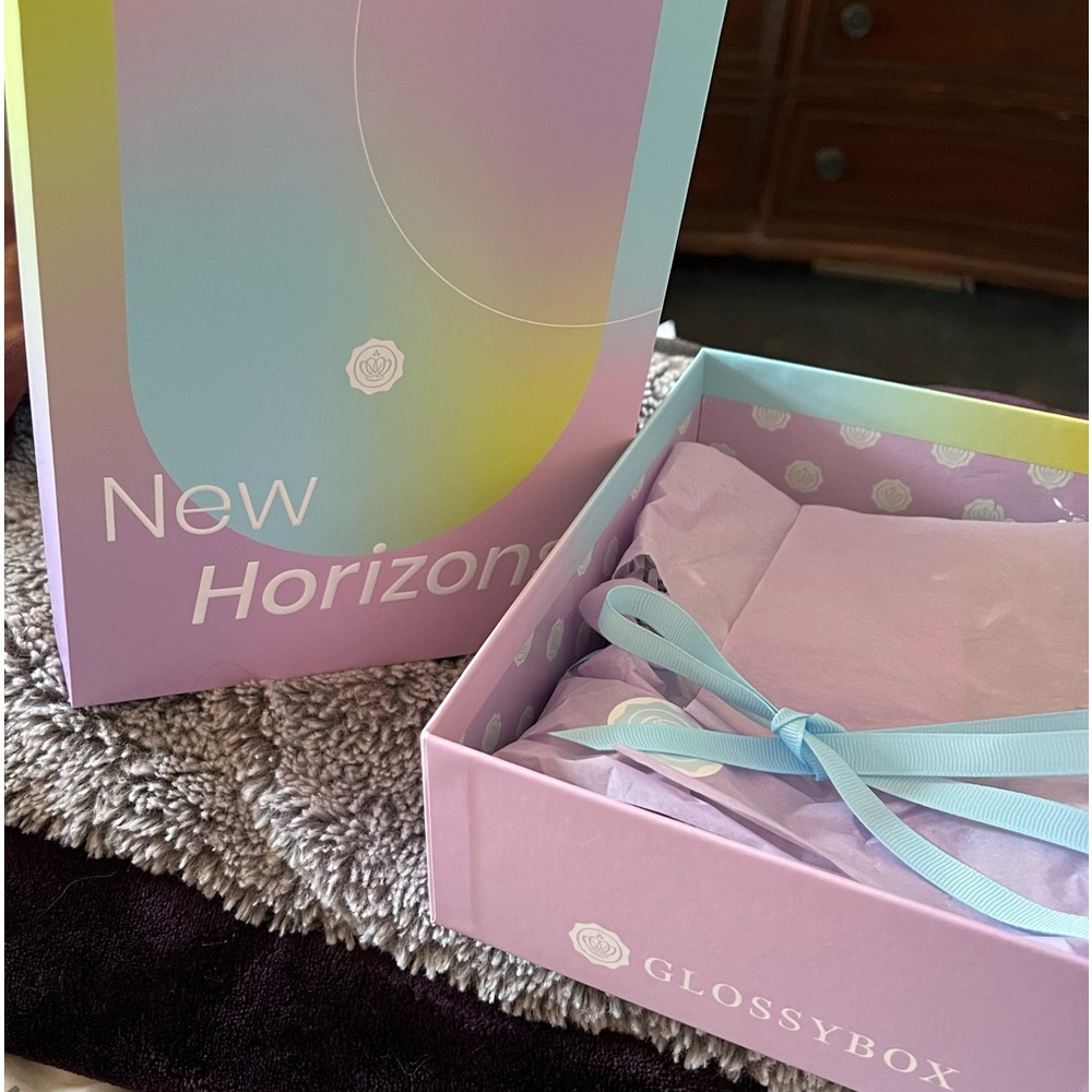 Glossybox LIMITED EDITION 'New Horizons' Keepsake Storage Box
